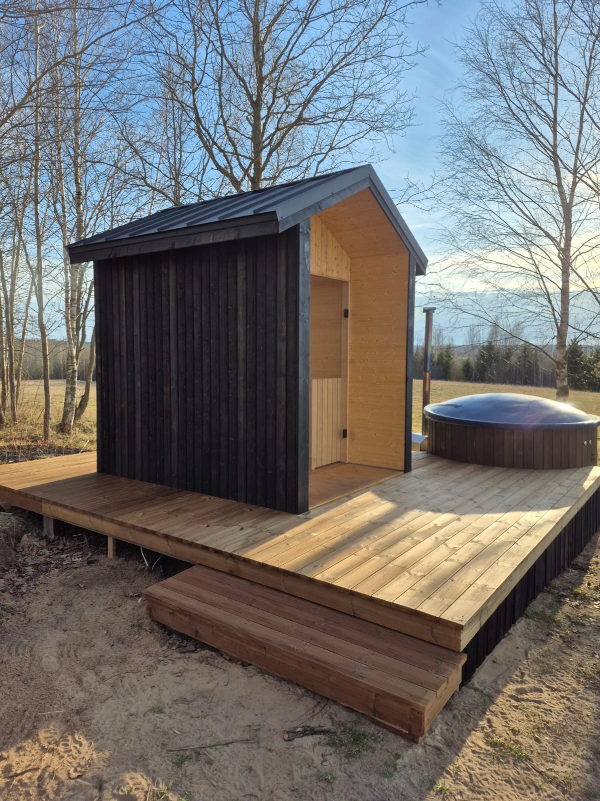 Premium Outdoor Sauna im Garten
